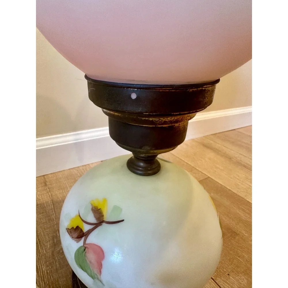 Antique Victorian Gone With the Wind Hand Painted Pink‎ & Yellow Flowers WORKING